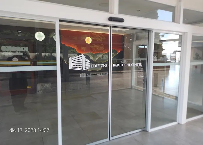 Apartamento Amplio Vista al Lago y La Ciudad